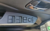 vehicle image #9
