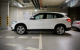 vehicle image #9