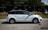 vehicle image #5