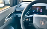 vehicle image #15