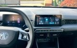 vehicle image #16