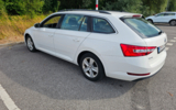 vehicle image #9