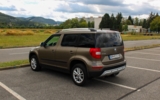 vehicle image #9