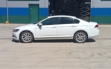 vehicle image #5