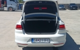 vehicle image #10