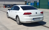 vehicle image #8