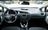 vehicle image #12