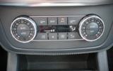 vehicle image #33