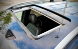 vehicle image #10