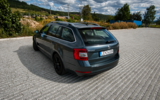 vehicle image #8