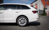 vehicle image #12