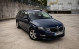 vehicle image #4