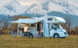 vehicle image #9