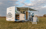 vehicle image #11