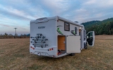 vehicle image #7