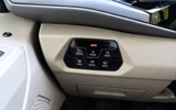 vehicle image #16