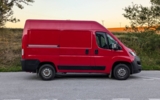vehicle image #5