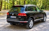 vehicle image #4