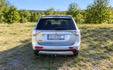 vehicle image #3