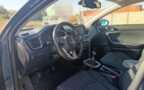 vehicle image #10