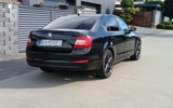 vehicle image #5