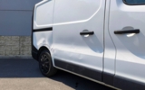 vehicle image #11