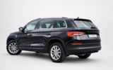 vehicle image #9