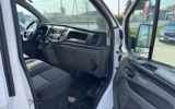 vehicle image #11