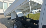 vehicle image #18