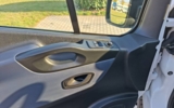 vehicle image #15