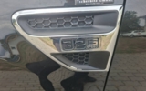vehicle image #5
