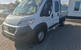 vehicle image #4