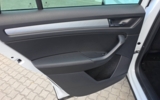 vehicle image #18