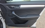 vehicle image #26
