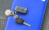 vehicle image #32