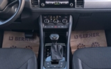 vehicle image #30