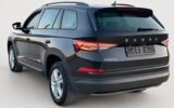 vehicle image #9