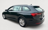 vehicle image #9