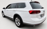 vehicle image #9