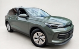 vehicle image #4