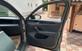 vehicle image #61