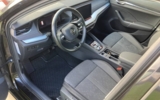 vehicle image #9