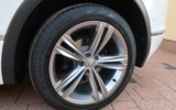 vehicle image #60