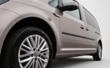 vehicle image #16
