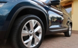 vehicle image #17