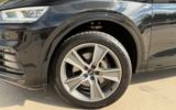 vehicle image #9