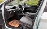 vehicle image #10