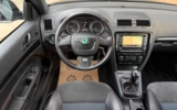 Škoda Octavia Combi 2.0 TDI CR DPF RS – fotografia 28