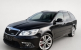 Škoda Octavia Combi 2.0 TDI CR DPF RS – fotografia 10