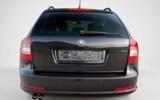 Škoda Octavia Combi 2.0 TDI CR DPF RS – fotografia 23